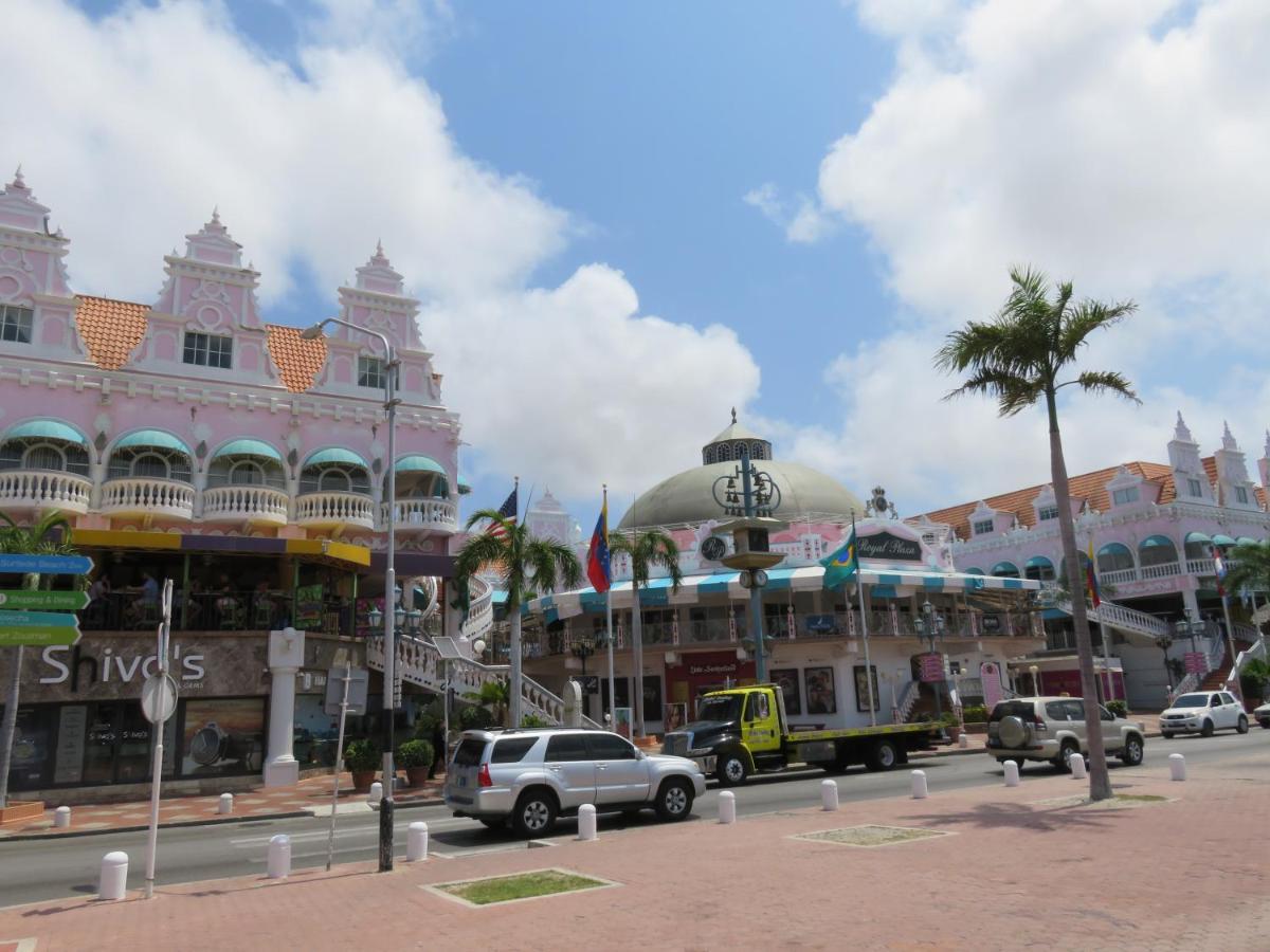 Palmita Hotel Hostel Oranjestad Ngoại thất bức ảnh